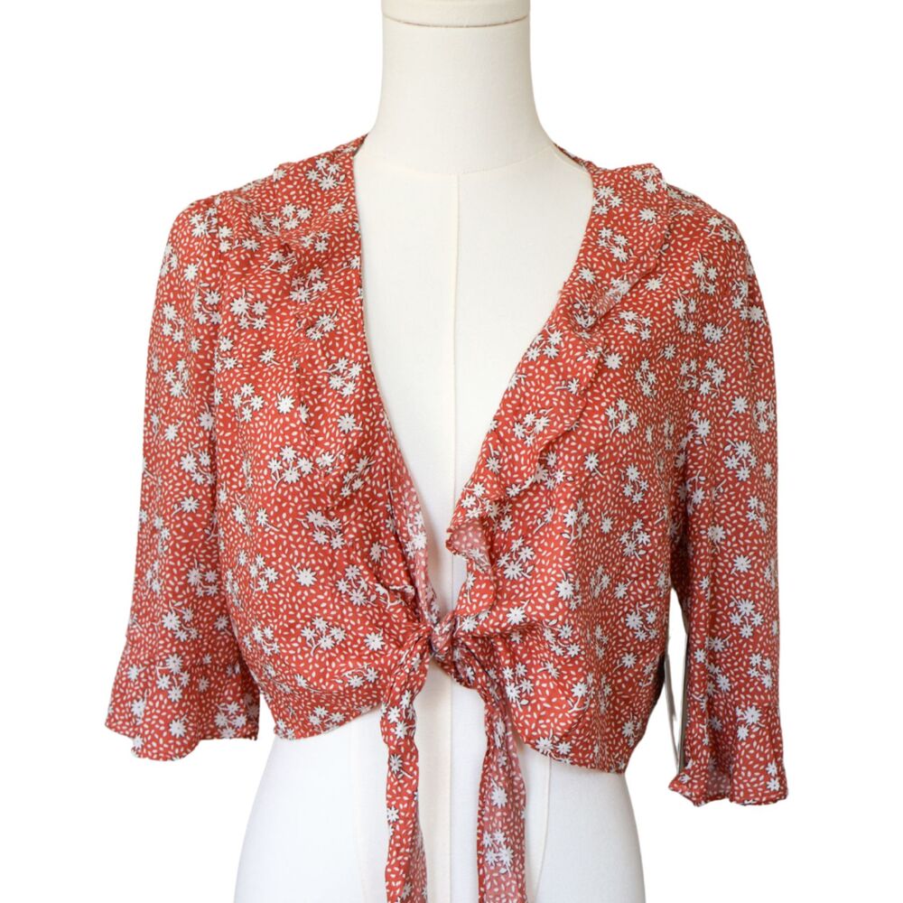 NWT Lulus floral print tie-front crop blouse small